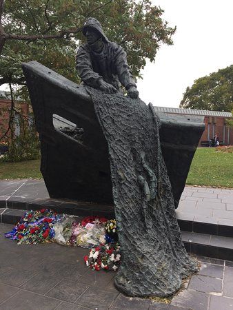 Fishermen's Memorial Statue